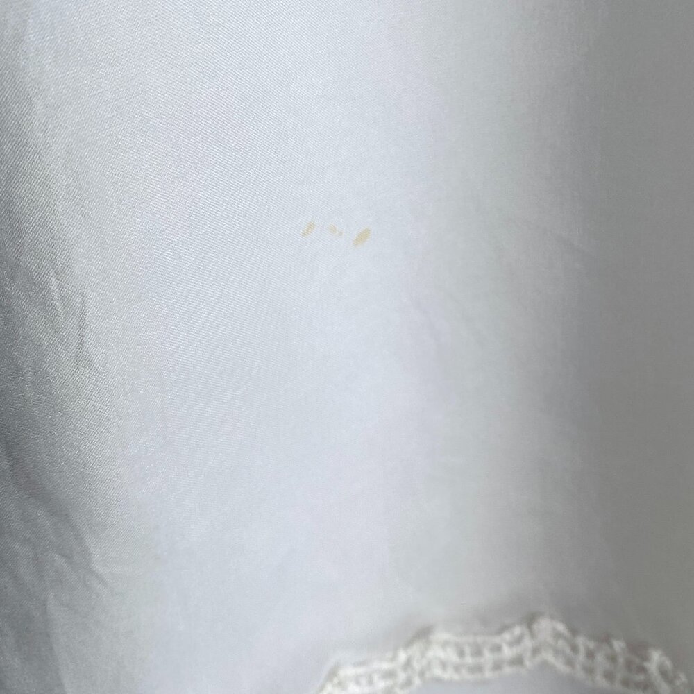 Vintage 1950s Wedding Dress and Removable Train - Picture 11 of 16